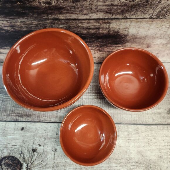 Set 3 HM Mixing Bowls Hungarian Folk Art Redware Pottery Farmhouse NEW READ - Picture 5 of 12